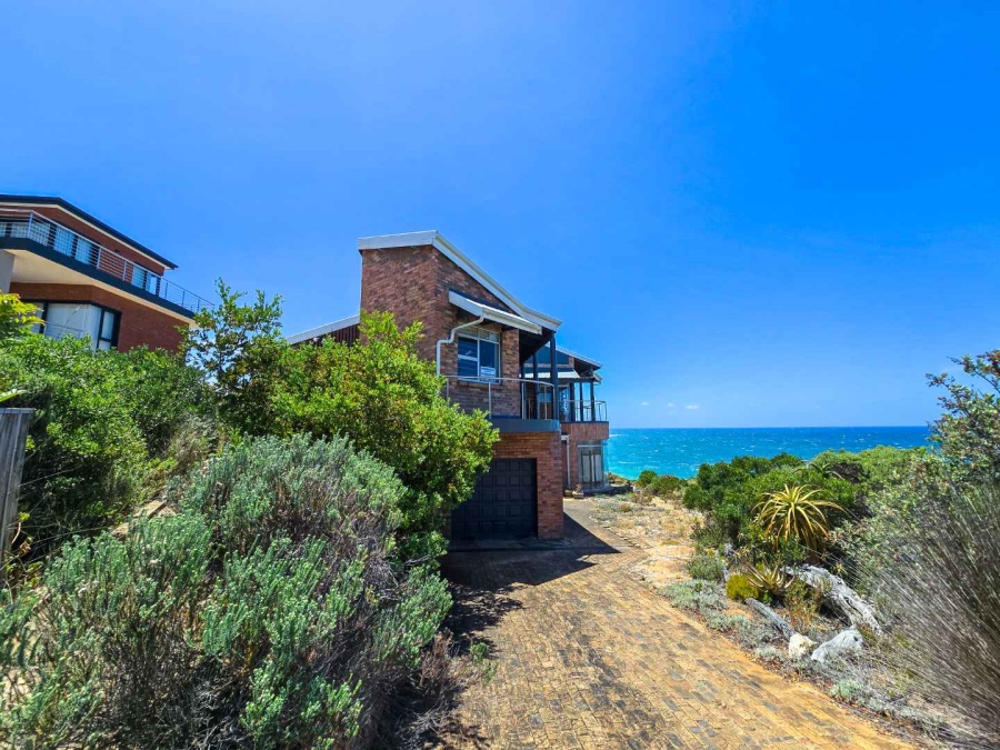 4 Bedroom Property for Sale in Jongensfontein Western Cape